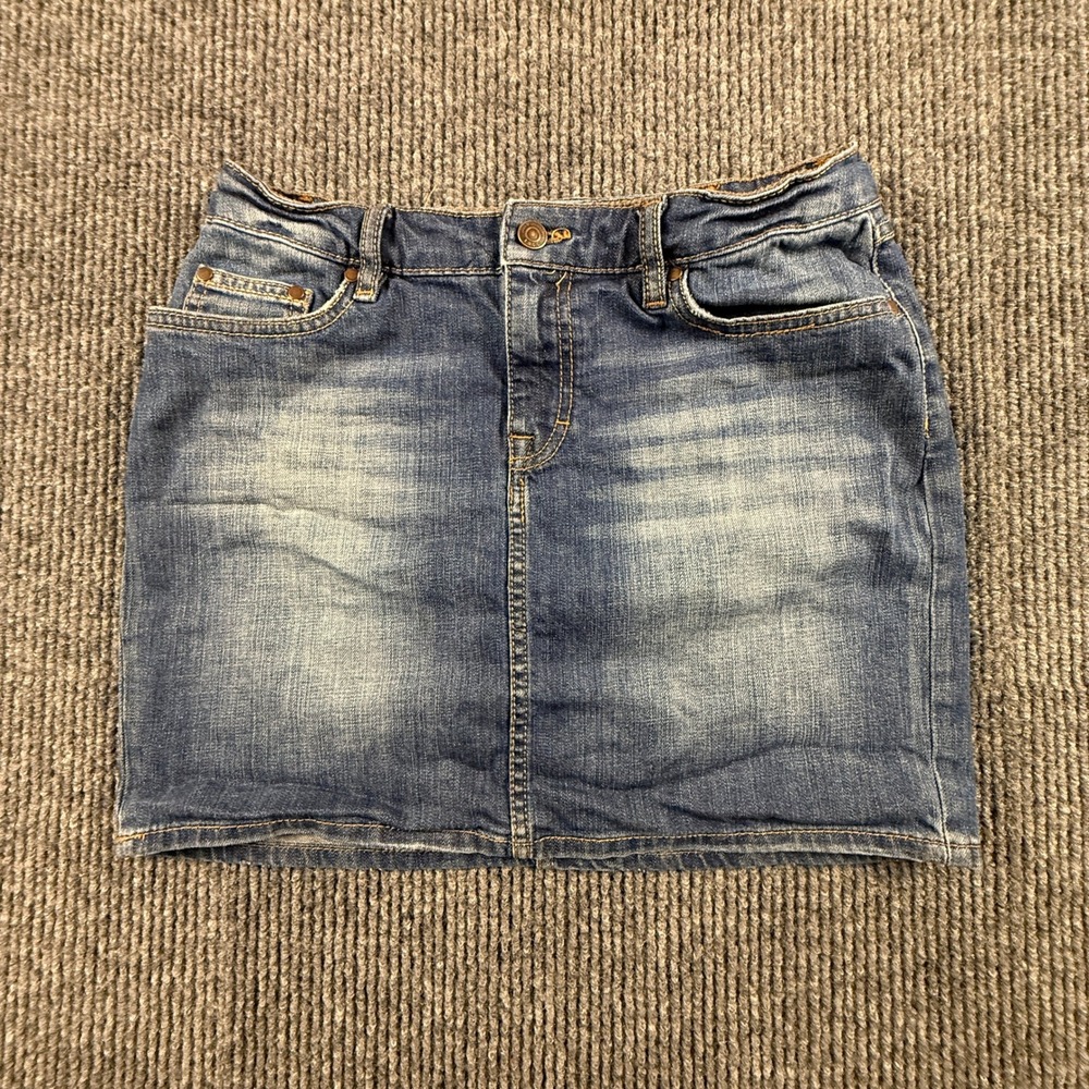 HM LOGG Womens Size 8‎  Denim Mini Skirt Medium Wash Blue Casual Jean Skirt